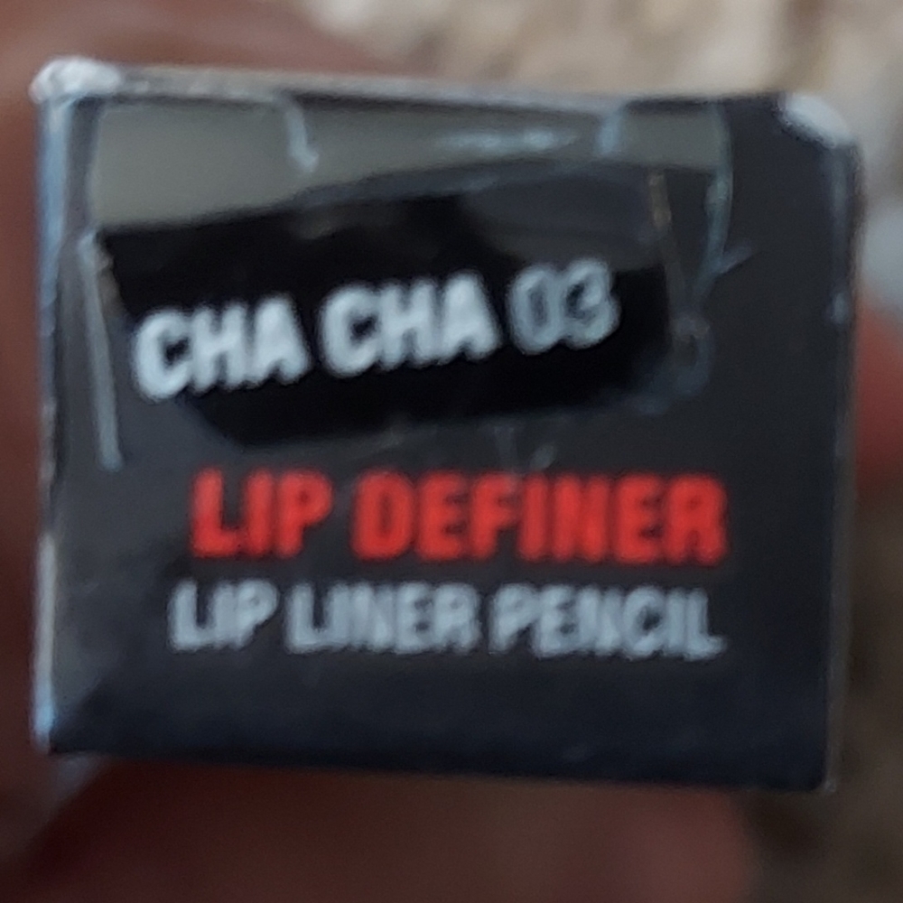 Lip liner - Picture 2 of 2